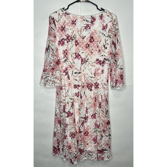Rabbit Rabbit Rabbit Long Flutter Sleeve Fit & Flare Floral Lace Dress Size 12 - Picture 5 of 9